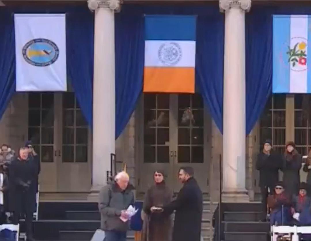 New York Belediye Başkanı Mamdani, dondurucu soğukta ikinci kez yemin etti 1