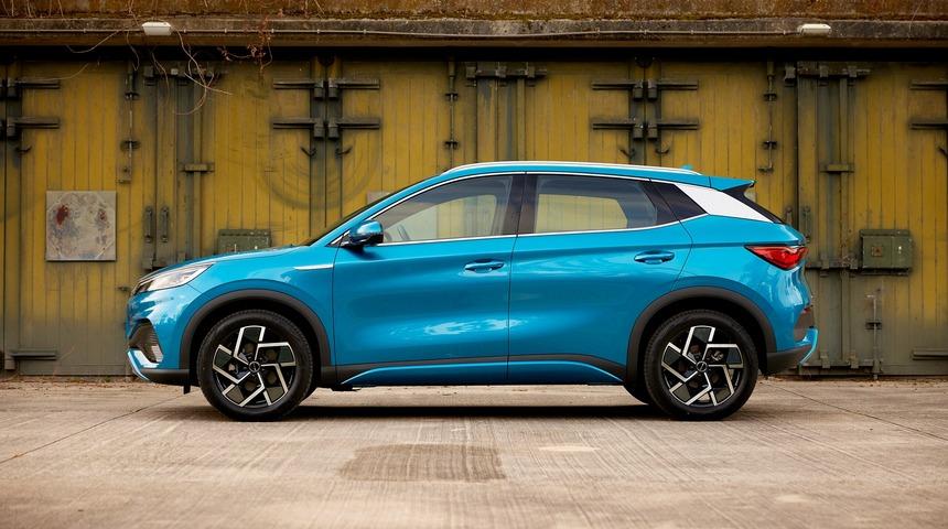 &Ccedil;inli BYD, ABD'li Tesla'yı tahtından indirecek!