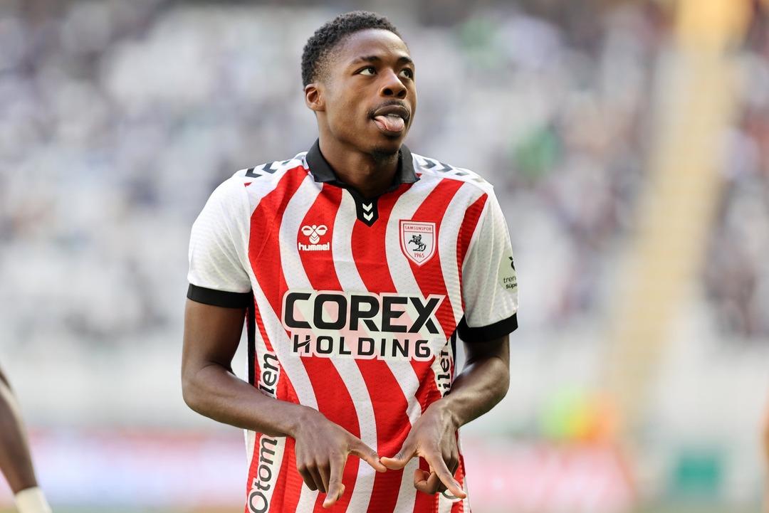 Fenerbah&ccedil;e, Musaba ile 4.5 yıllık s&ouml;zleşme imzaladı! Transferin rakamları belli oldu 3