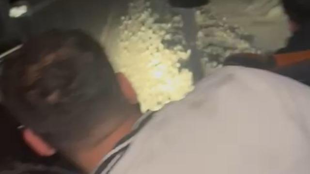 Yürekler ağza geldi! Buzlanan yoldaki yolcu otobüsünde dehşet kamerada