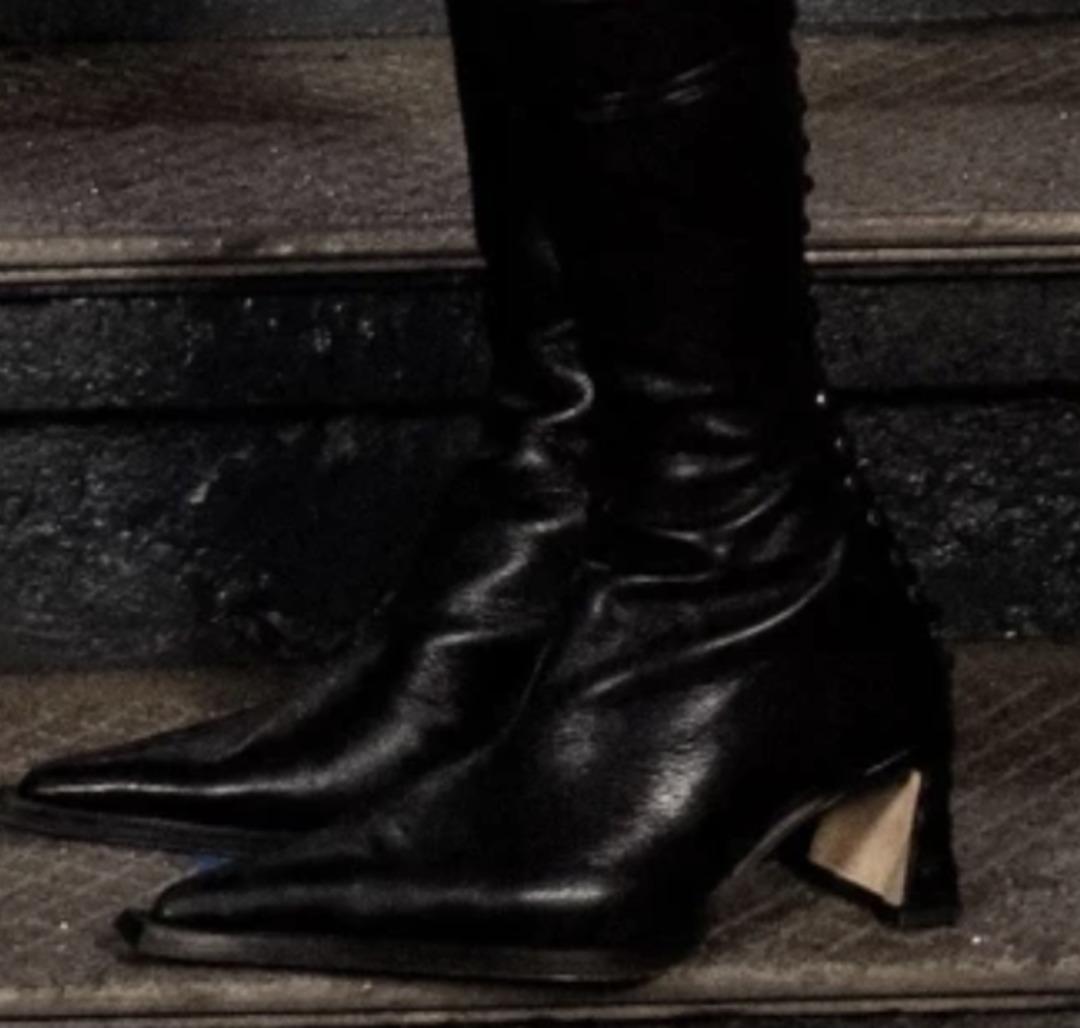 Sosyalist başkan olarak anılıyordu: Eşinin lüks botları tartışma yarattı! 5