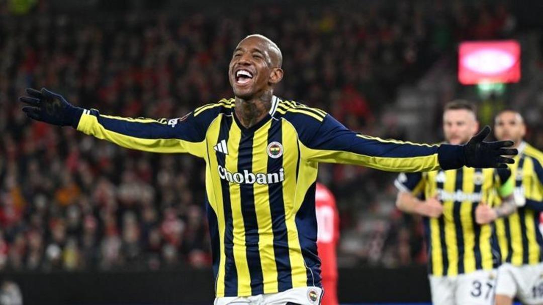 Anderson Talisca, Fenerbah&ccedil;e de kalmak i&ccedil;in maaşını d&uuml;ş&uuml;rd&uuml;! S&ouml;zleşme g&ouml;r&uuml;şmeleri hızlandı! 1