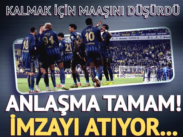 Anderson Talisca, Fenerbah&ccedil;e'de kalmak i&ccedil;in maaşını d&uuml;ş&uuml;rd&uuml;! S&ouml;zleşme g&ouml;r&uuml;şmeleri hızlandı!