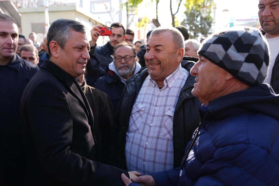 &Ouml;zg&uuml;r &Ouml;zel den CHP li belediyelere &ccedil;ok konuşulacak &ccedil;ağrı: "AK Partili ve MHP li başkanları davet etsinler" 7