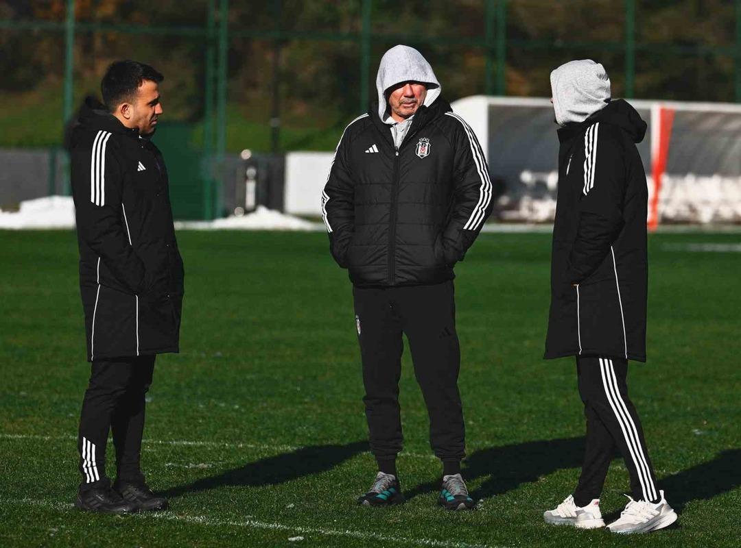 Beşiktaş, Antalya kampı öncesi son idmanını İstanbul’da yaptı 2