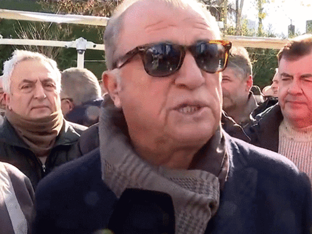 Fatih Terim o telefon g&ouml;r&uuml;şmesini anlattı! "Gece ge&ccedil; saatlerde beni aradı"
