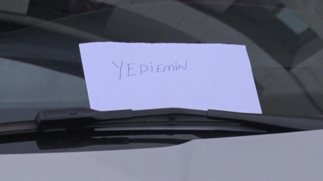 Kadık&ouml;y&rsquo;de vurgun iddiasıyla g&uuml;ndeme gelen galeriye operasyon: Hepsi tek tek &ccedil;ıkarıldı 4