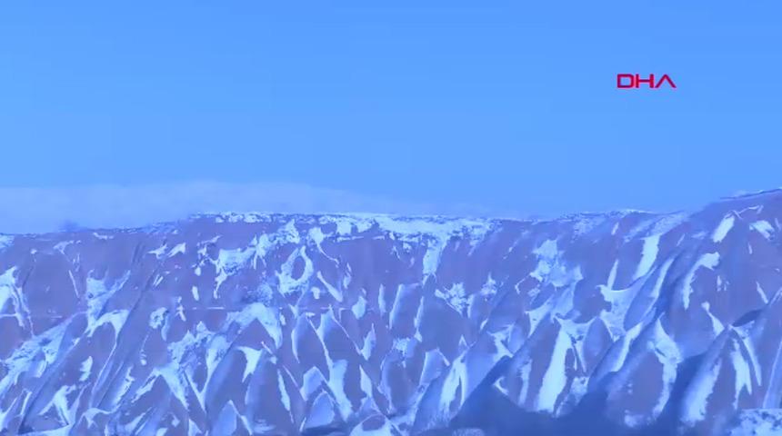 Kapadokya'ya kar yağdı