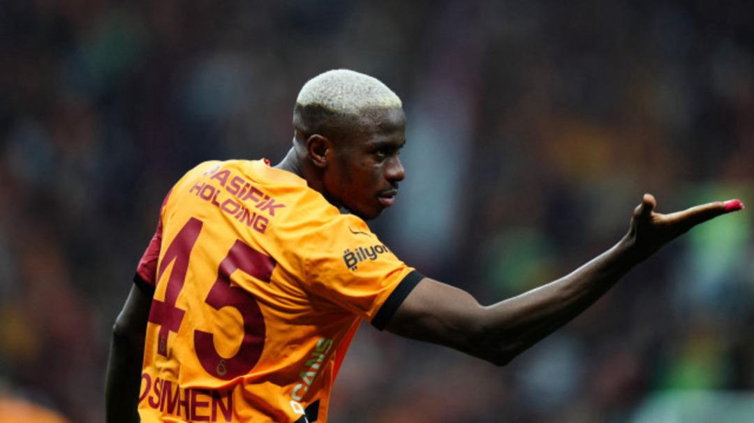 Bayern M&uuml;nih e &ouml;nerilmişti! Alman devinden resmi Osimhen a&ccedil;ıklaması 4