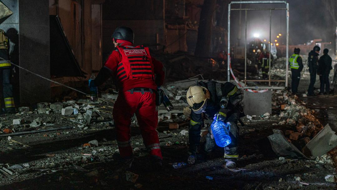 Harkiv’e düzenlenen Rus füze saldırısında 20’den fazla kişi yaralandı 4