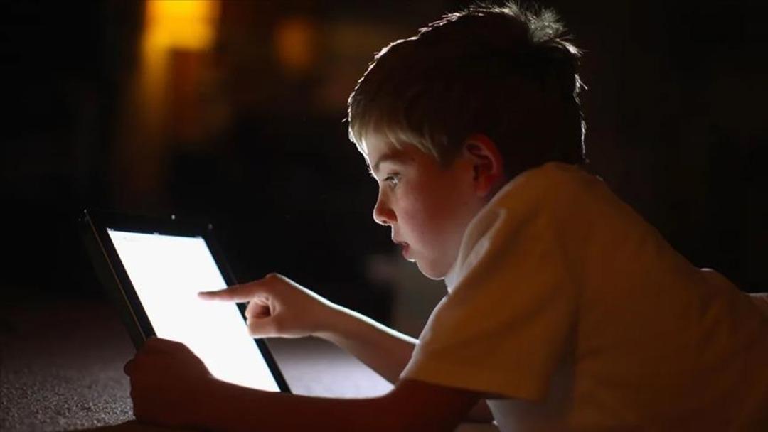 Ay sonunda mı başlıyor? 15 yaş altındaki çocuklara sosyal medya yasağı 1