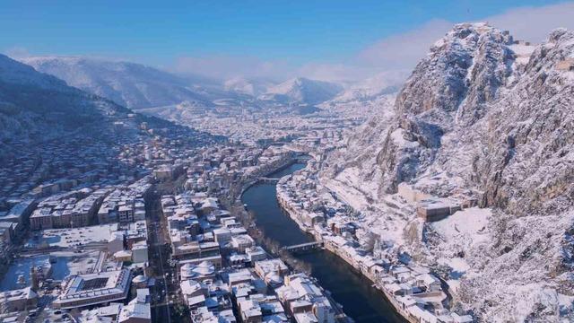 Kartpostal şehir Amasya beyaza büründü 4