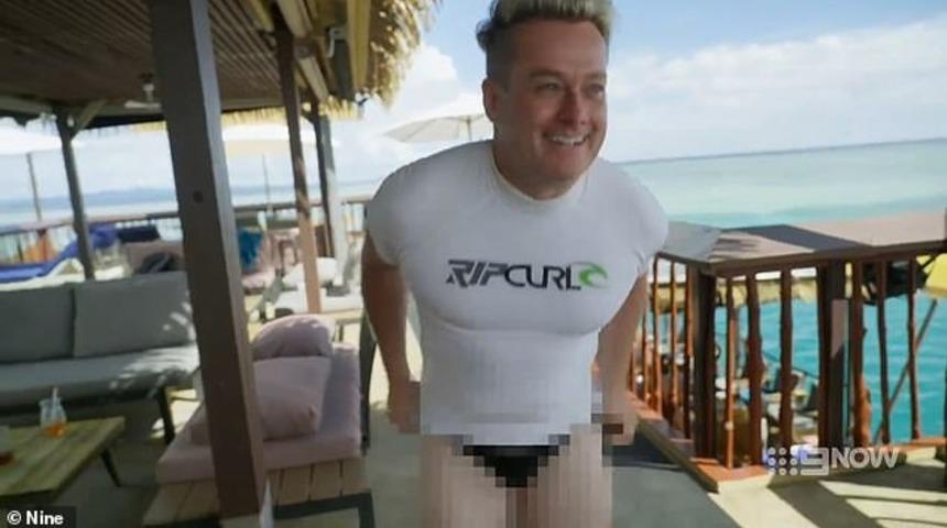 &Uuml;nl&uuml; sunucu canlı yayında soyundu! &Ccedil;ırıl&ccedil;ıplak denize girdi