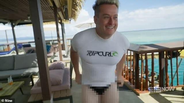 Ünlü sunucu canlı yayında soyundu! Çırılçıplak denize girdi