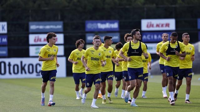 Fenerbahçe'de herkesi şaşırtan karar! Yıldız ismin lisansı askıya alınabilir