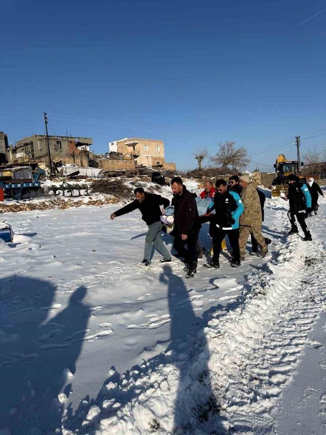Jandarmadan kar altında filmleri aratmayan kurtarma operasyonu 2