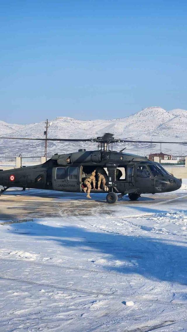 Jandarmadan kar altında filmleri aratmayan kurtarma operasyonu 3