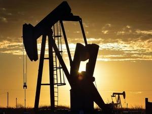 Brent petrol&uuml;n varili 63,97 dolardan işlem g&ouml;r&uuml;yor