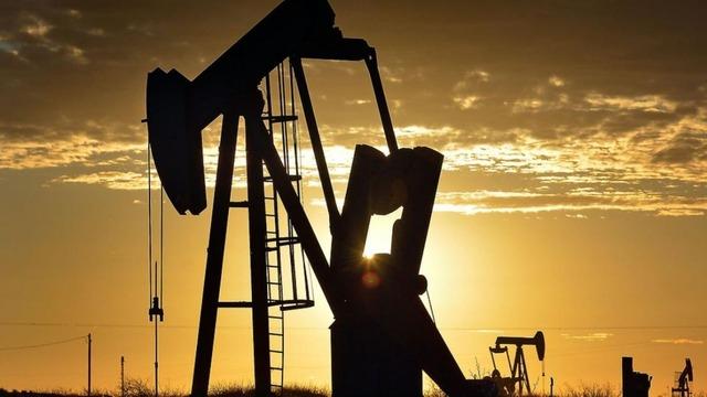 Brent petrol&uuml;n varili 63,97 dolardan işlem g&ouml;r&uuml;yor