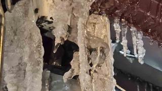 Elazığ’da metrelerce buz sarkıtı oluştu