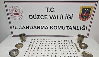 Tarihi eserleri 120 bin dolara satacaktı