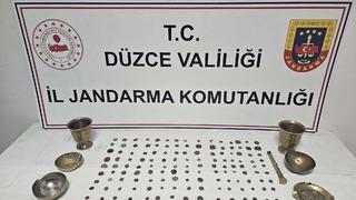 Tarihi eserleri 120 bin dolara satacaktı