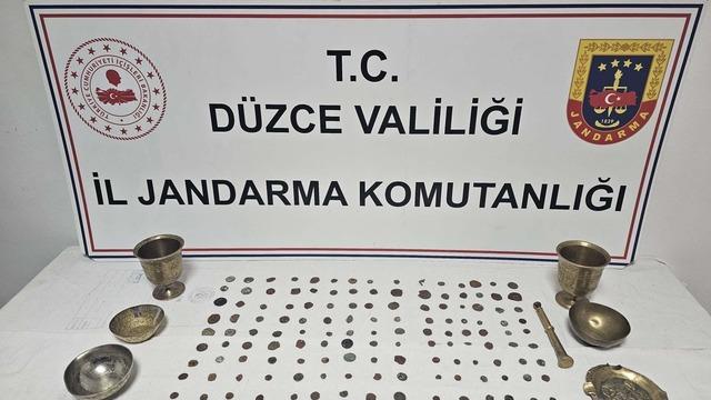 Tarihi eserleri 120 bin dolara satacaktı