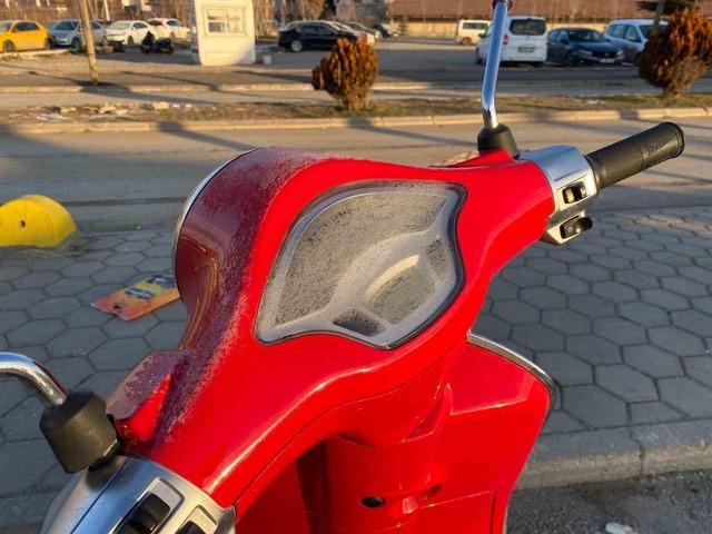 Hava sıcaklığı sıfır derecenin altına d&uuml;şt&uuml;, ara&ccedil;lar buzla kaplandı 1