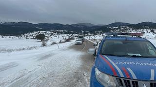 Çerkeş ilçesinde kar nedeniyle ulaşım aksadı