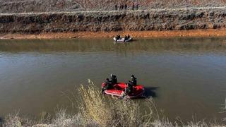 Sulama kanalında kaybolan sürücü aranıyor