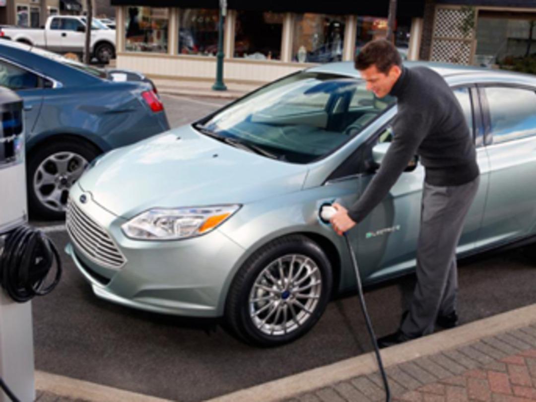 En az yakıt t&uuml;keten arabalar