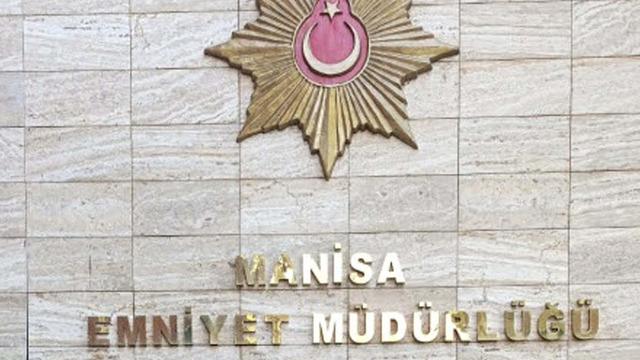 Manisa'da DEAŞ operasyonu! Ekmek fırınına götürüldü