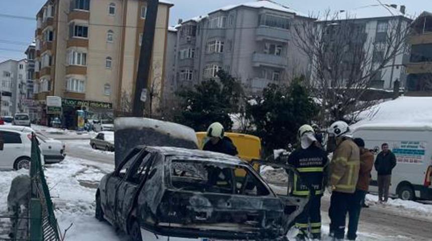 Zonguldak'ta otomobile yangın