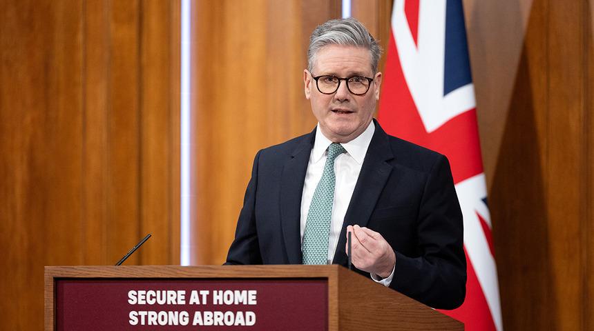 İngiltere Başbakanı Starmer'dan Venezuela a&ccedil;ıklaması! "Hi&ccedil;bir şekilde dahil olmadık"