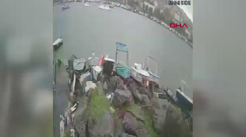 Yer: Zonguldak! Hortum limandaki tekneleri devirdi