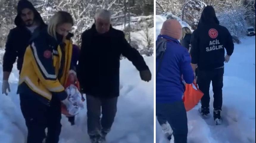 Zorlu yollar aşıldı, evde bakım hastasına zamanında m&uuml;dahale