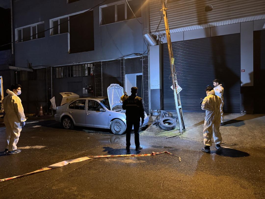 Isınmak i&ccedil;in girdiği otomobil mezarı oldu! İstanbul da kahreden olay 1