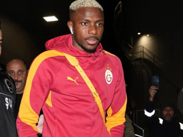 Osimhen i&ccedil;in &ccedil;ok konuşulacak transfer iddiası