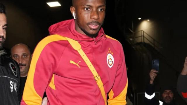 Bu kez o da sıcak bakıyor! Osimhen için çok konuşulacak transfer iddiası