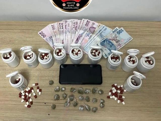 İzmir’de bir haftada 69 aranan şahıs yakalandı 2