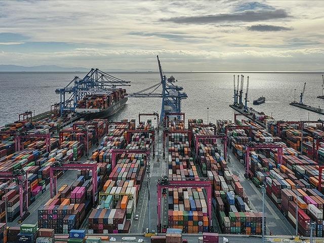 2025&rsquo;te T&uuml;rk sanayi sekt&ouml;r&uuml;nden 194,8 milyar dolar ihracat rekoru