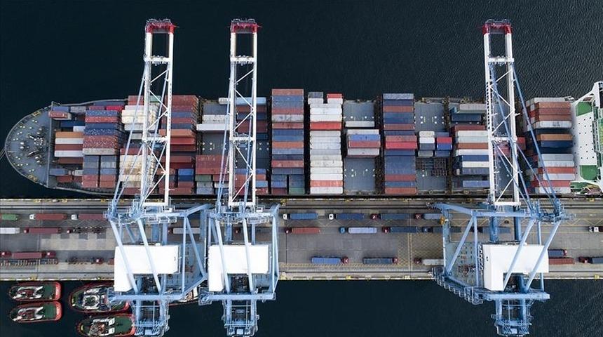 T&uuml;rk lirasıyla dış ticaret hacmi 2025'te rekor kırdı