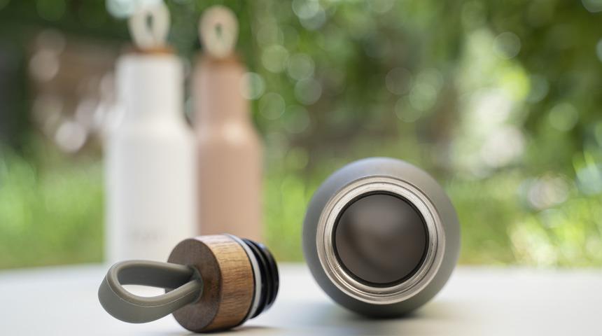 Termosların i&ccedil;i neden aynalı gibidir?