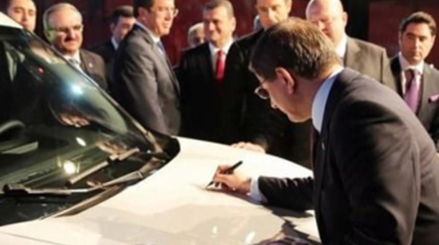 Tarihi imza! Doblo, ABD yolunda