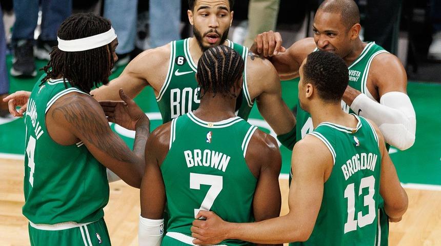 Jaylen Brown 50 sayı attı, Boston deplasmanda farklı kazandı