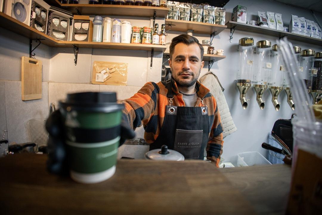 Ruslar beğenmeyince eğitim alıp kendi işini kurdu: 8 ülkeye satıyor 8