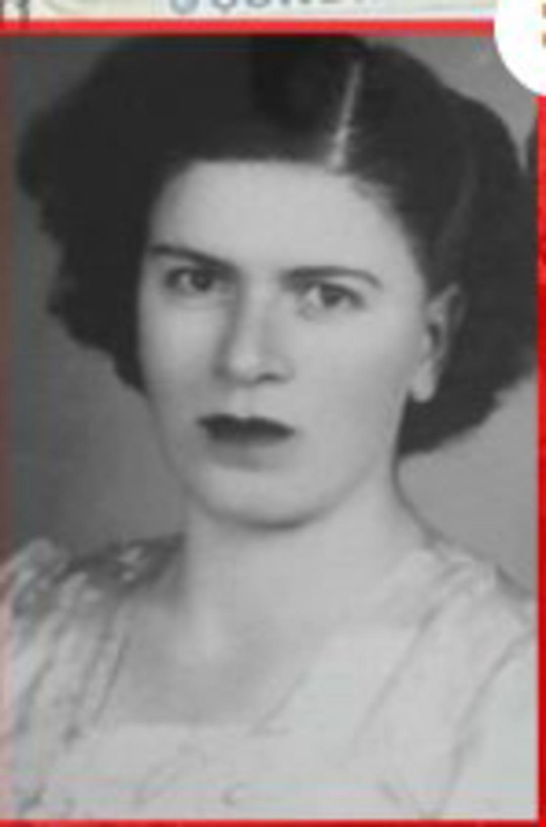 Cüneyt Özdemir in acı günü: Hayatını kaybeden annesi toprağa verildi 5