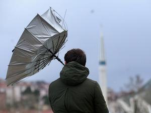 İ&ccedil;işleri Bakanlığı'ndan fırtına ve kuvvetli r&uuml;zgar uyarısı