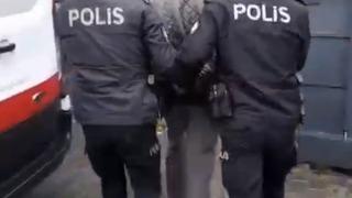 İzmir’de 24 yıl hapis cezasıyla aranan şahıs yakalandı