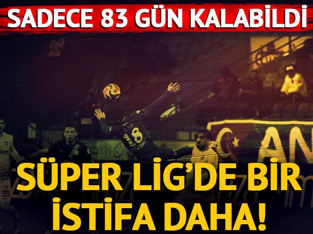 S&uuml;per Lig'de bir istifa daha! Resmen duyuruldu